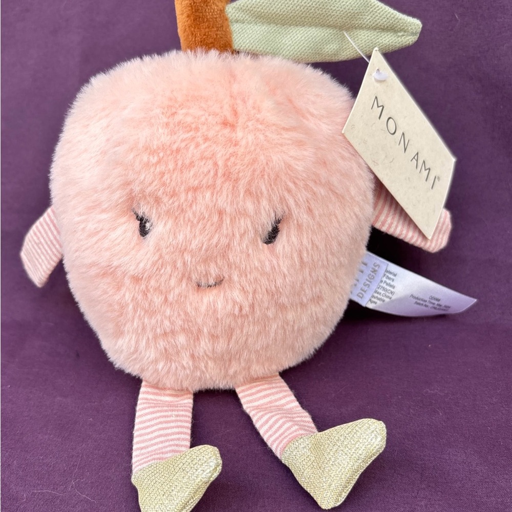 Mon Ami PEACHIE PEACH Plush Toy in-hand More Sweetness Anthropomorphic Fruit NWT